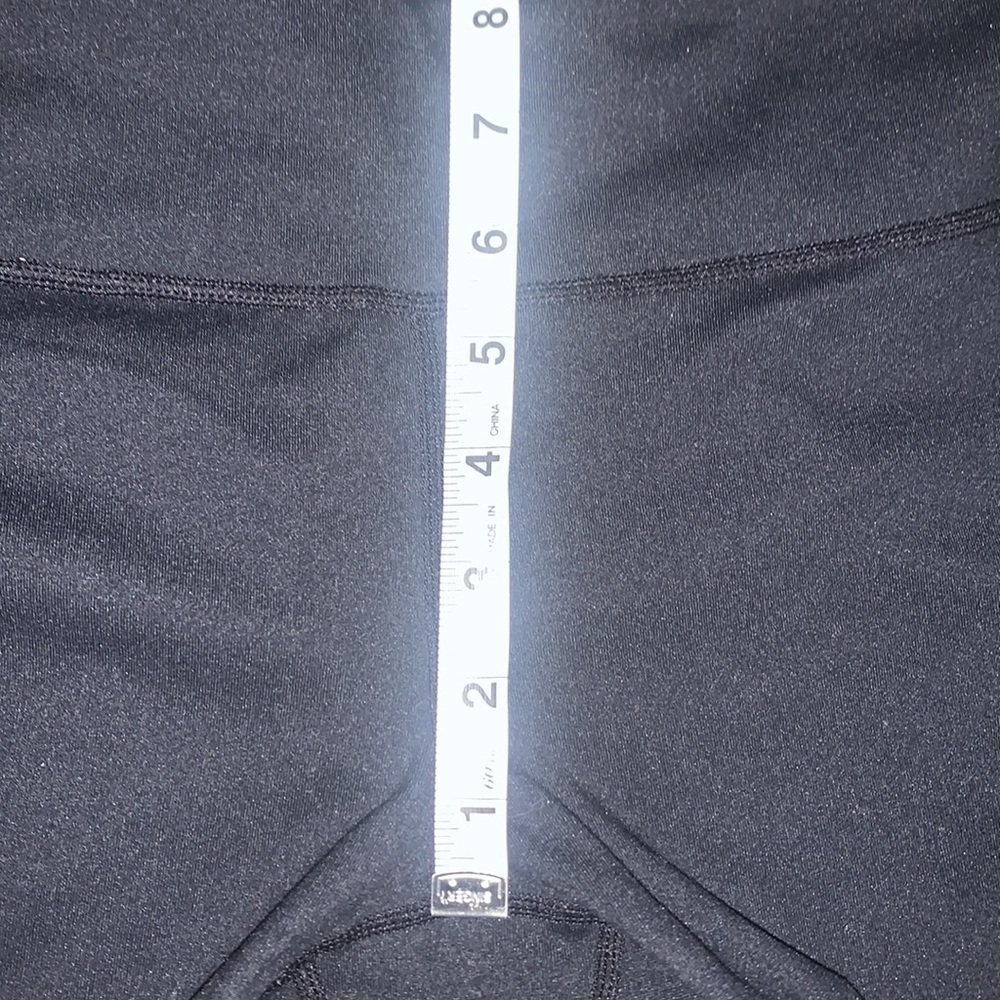 Zella Live in Streamline Reversible Capri Leggings w/Mesh Black Size Medium - Picture 10 of 13
